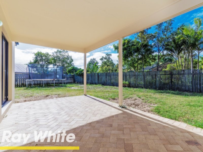 Photo - 5 Karora Road, Beachmere QLD 4510 - Image 16