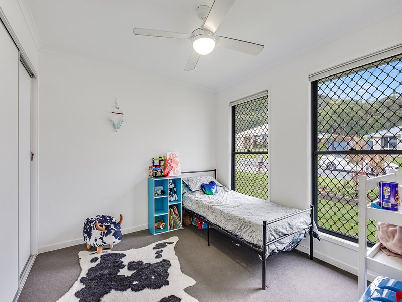 Photo - 5 Karumba Place, Beerwah QLD 4519 - Image 4