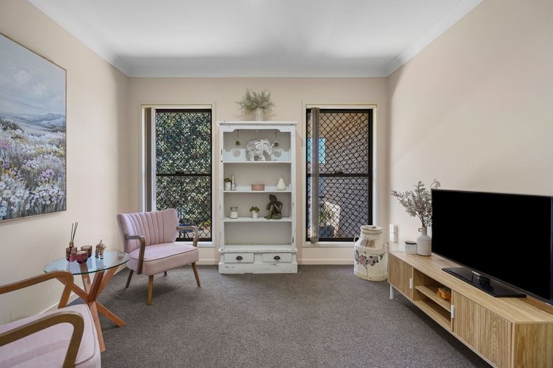 Photo - 5 Kate Court, Chuwar QLD 4306 - Image 7