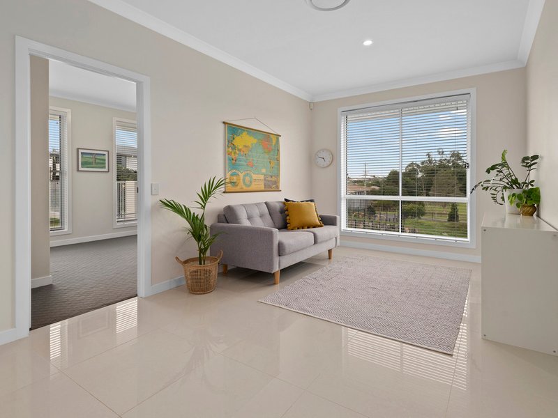 Photo - 5 Kathdan Close, Upper Kedron QLD 4055 - Image 13