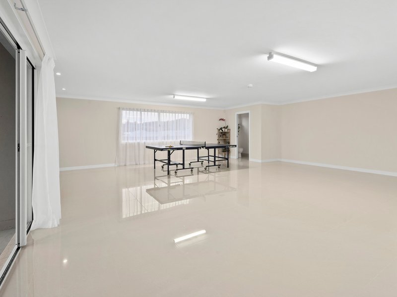 Photo - 5 Kathdan Close, Upper Kedron QLD 4055 - Image 23