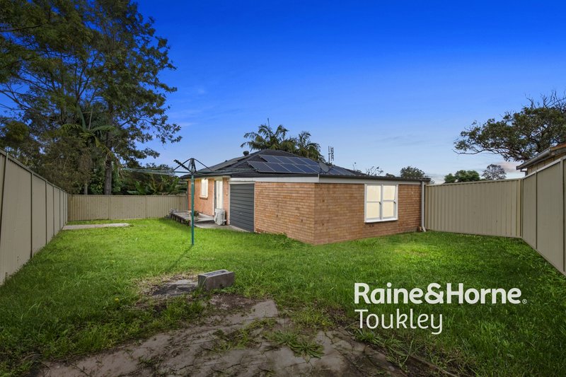 Photo - 5 Kathryn Close, Kanwal NSW 2259 - Image 7