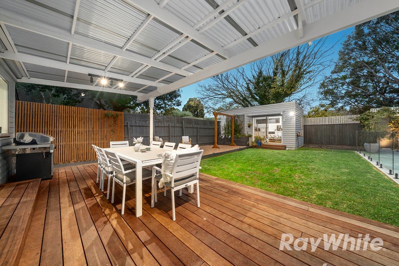 Photo - 5 Katrina Avenue, Murrumbeena VIC 3163 - Image 19