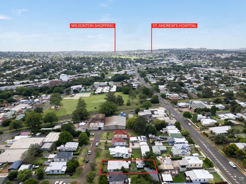 Photo - 5 Kelfield Street, North Toowoomba QLD 4350 - Image 14