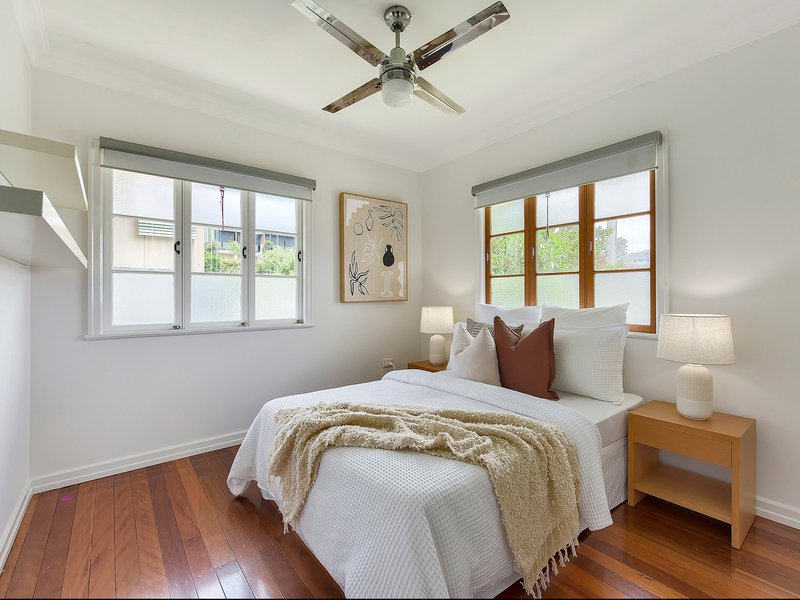 Photo - 5 Kembla Street, Wavell Heights QLD 4012 - Image 10