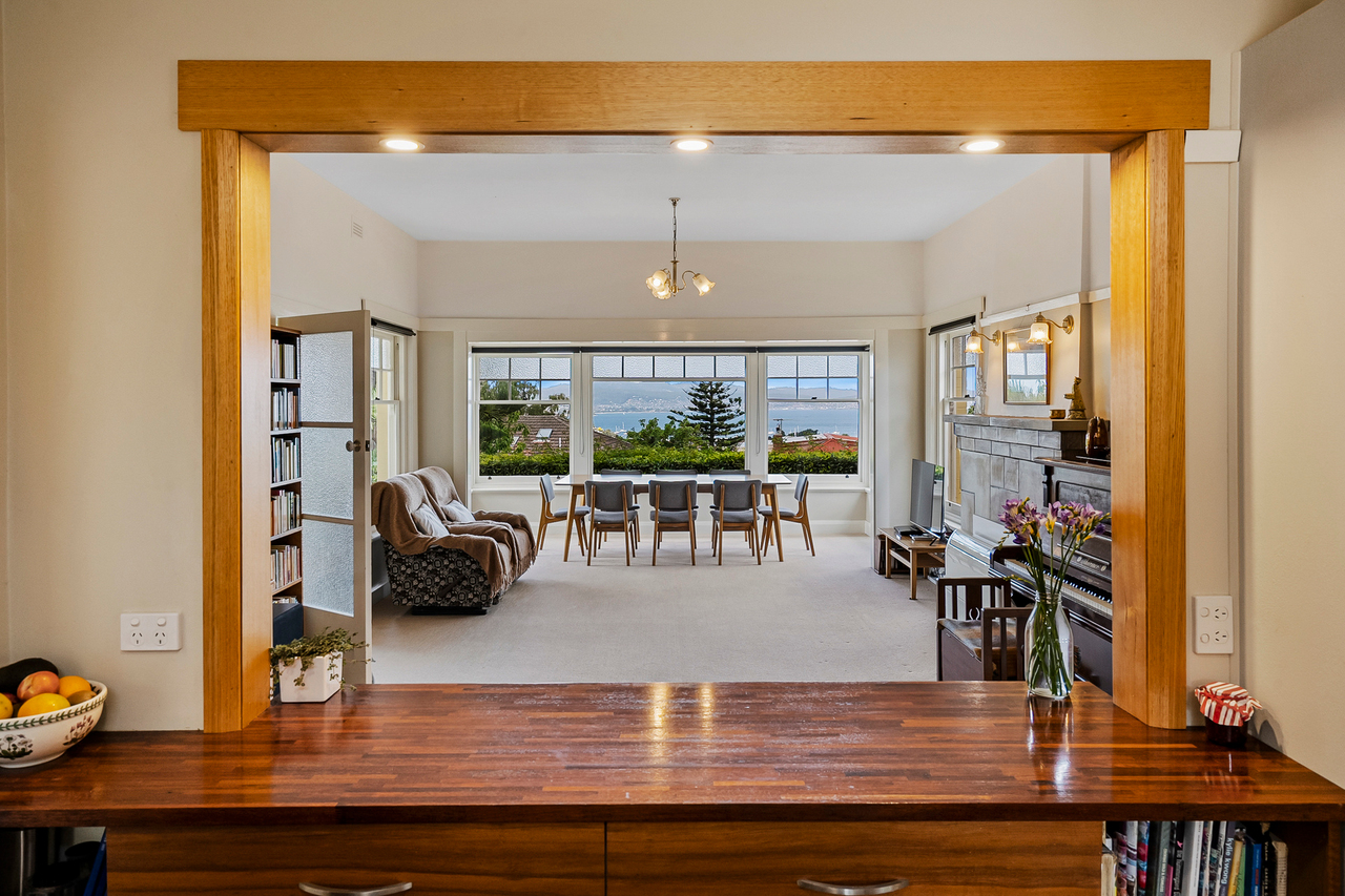 6-bedroom house at 5 Kendrick Court, Dynnyrne, TAS 7005, Hobart, Tasmania