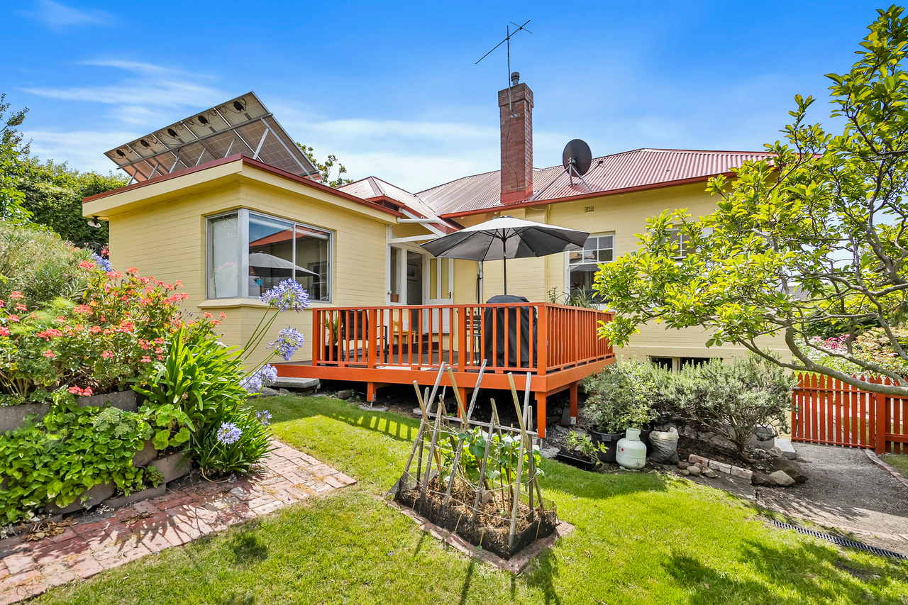 6-bedroom house at 5 Kendrick Court, Dynnyrne, TAS 7005, Hobart, Tasmania