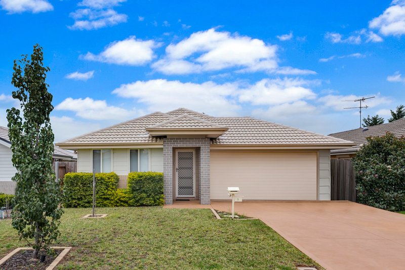 5 Kerrigan Crescent, Elderslie NSW 2570