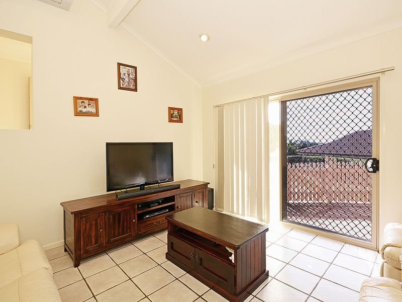 Photo - 5 Kerry Court, Banora Point NSW 2486 - Image 10