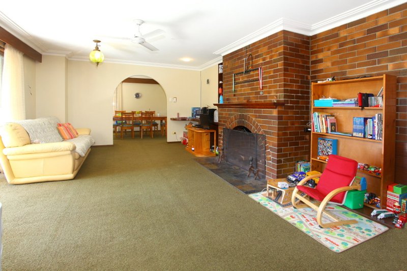 Photo - 5 Kerry Place, Southport QLD 4215 - Image 4