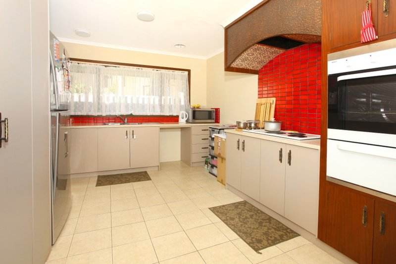 Photo - 5 Kerry Place, Southport QLD 4215 - Image 5