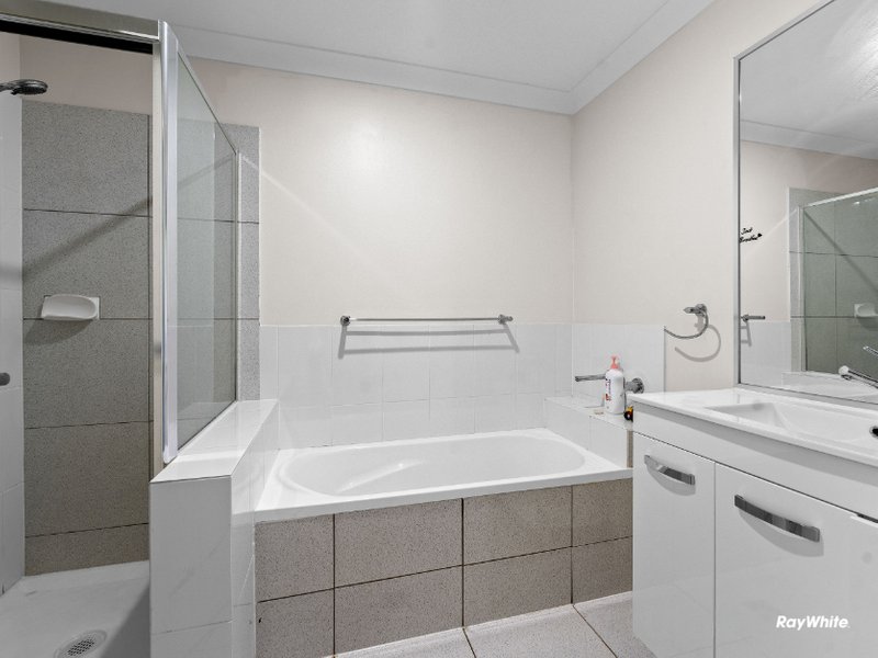 Photo - 5 Kestrel Street, Lowood QLD 4311 - Image 13