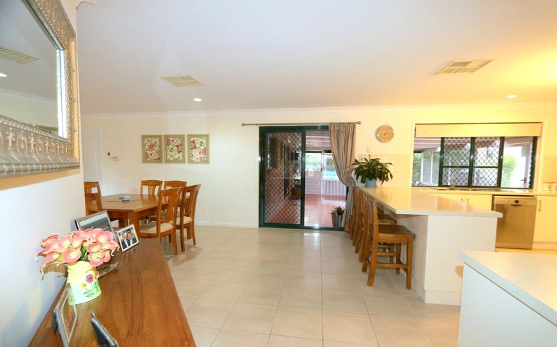 Photo - 5 Kidd Street, Emerald QLD 4720 - Image 5