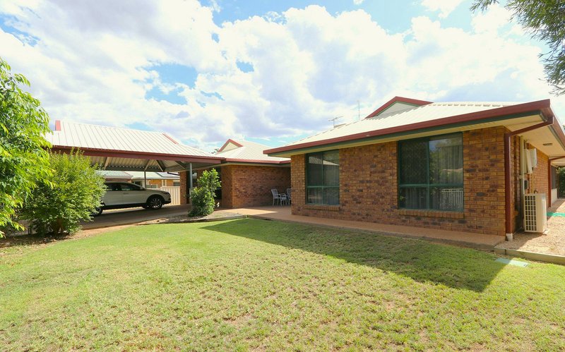 Photo - 5 Kidd Street, Emerald QLD 4720 - Image 14