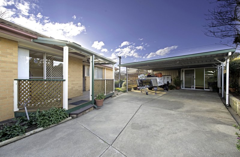 Photo - 5 Kinalung Place, Giralang ACT 2617 - Image 16