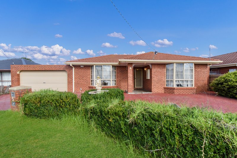 5 Kingfisher Court, Kings Park VIC 3021