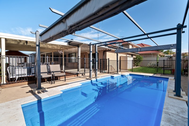 Photo - 5 Kingsfield Avenue, Glenmore Park NSW 2745 - Image 2