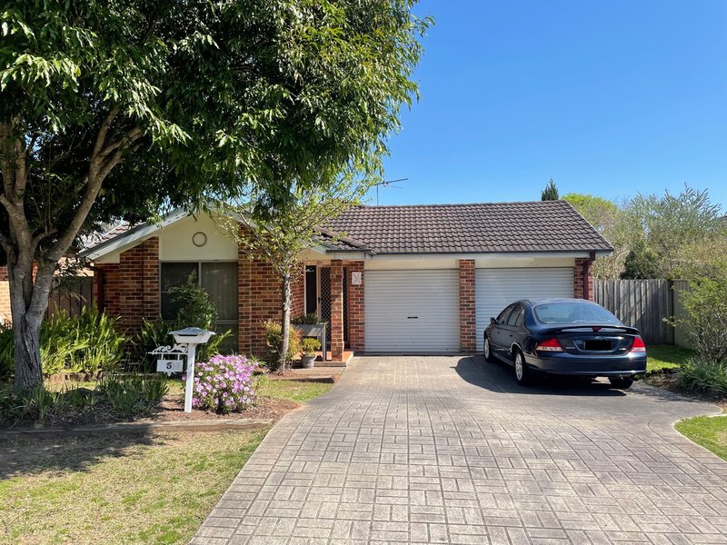 5 Kirkham Mews, Wattle Grove NSW 2173