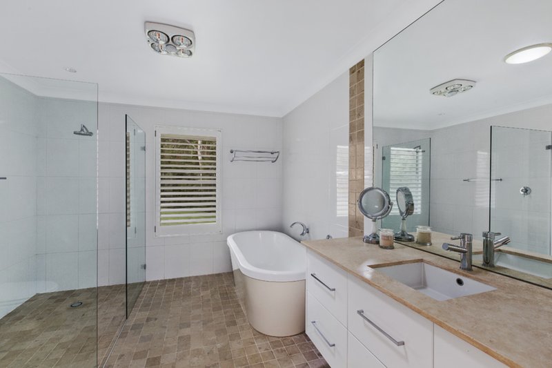 Photo - 5 Kirra Street, Erina NSW 2250 - Image 19