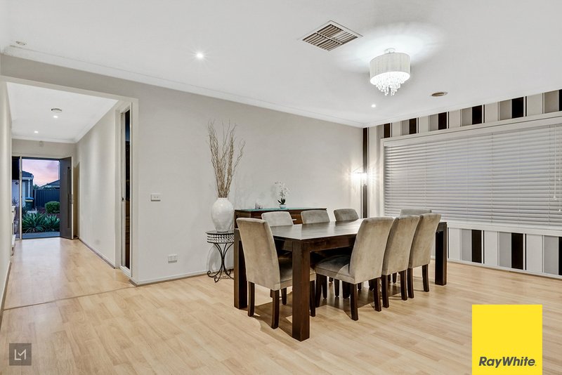 Photo - 5 Kirrama Street, Tarneit VIC 3029 - Image 3