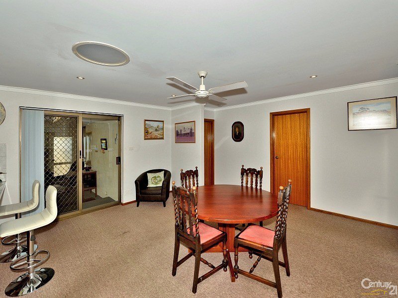 Photo - 5 Kookerbrook Street, Dudley Park WA 6210 - Image 5