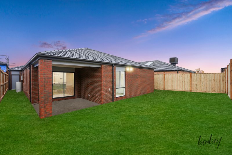 Photo - 5 Koonika Mews, Donnybrook VIC 3064 - Image 16