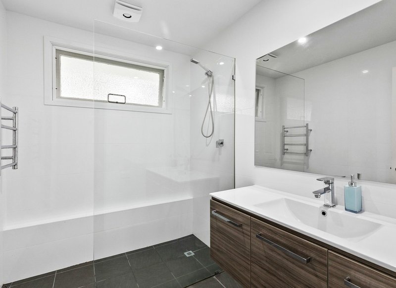 Photo - 5 Kunari Place, Mona Vale NSW 2103 - Image 13