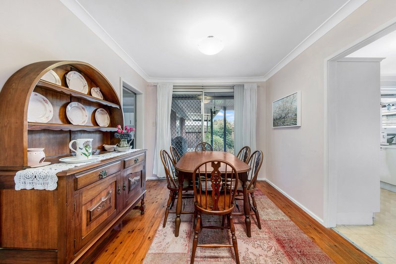 Photo - 5 Kurrajong Avenue, Georges Hall NSW 2198 - Image 6