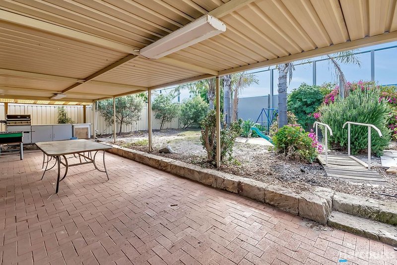 Photo - 5 Kybo Place, Ballajura WA 6066 - Image 20