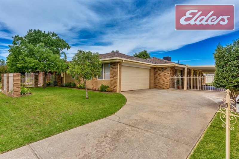 5 Lachlan Court, Wodonga VIC 3690