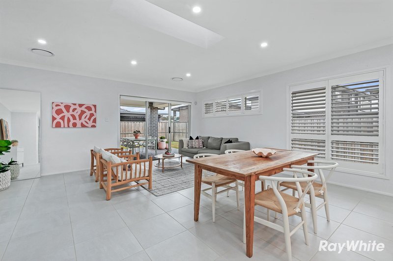 Photo - 5 Lacunar Street (The Gables) , Box Hill NSW 2765 - Image 4