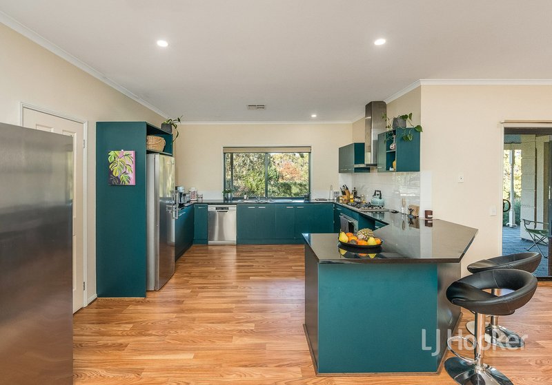 Photo - 5 Lady Bute Drive, Mount Barker SA 5251 - Image 6