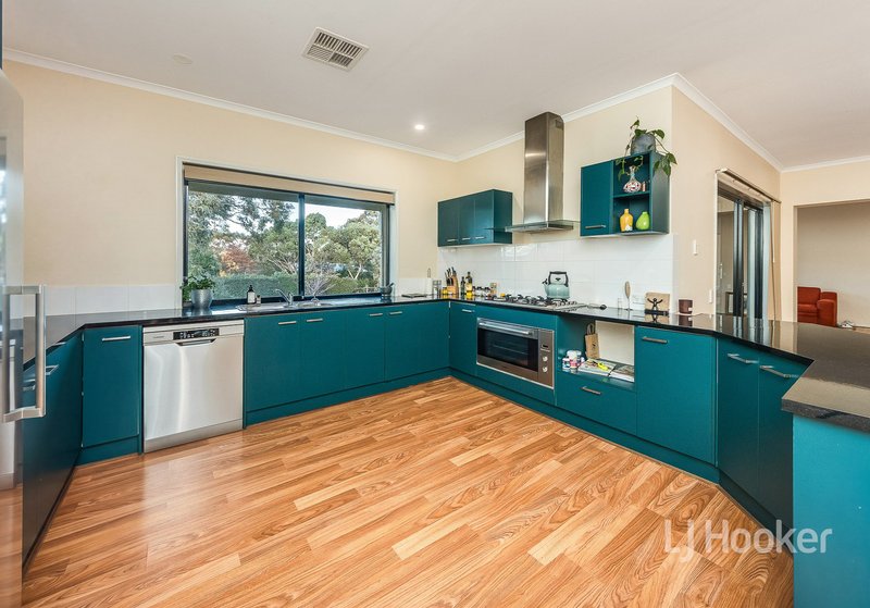 Photo - 5 Lady Bute Drive, Mount Barker SA 5251 - Image 7