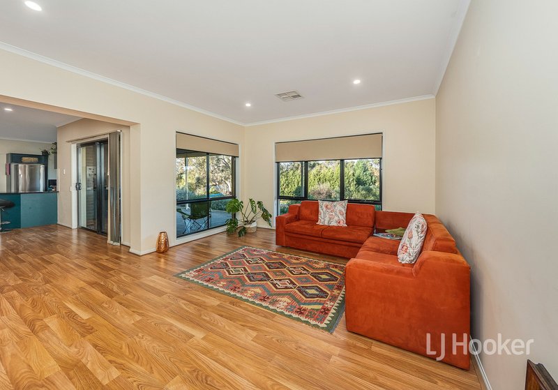 Photo - 5 Lady Bute Drive, Mount Barker SA 5251 - Image 11