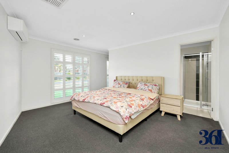 Photo - 5 Lady Penrhyn Drive, Wyndham Vale VIC 3024 - Image 2