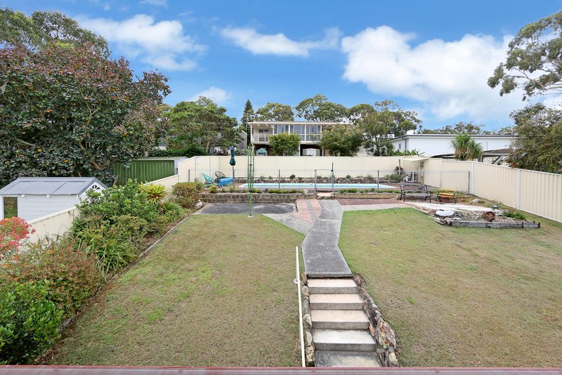 Photo - 5 Laelana Avenue, Budgewoi NSW 2262 - Image 2