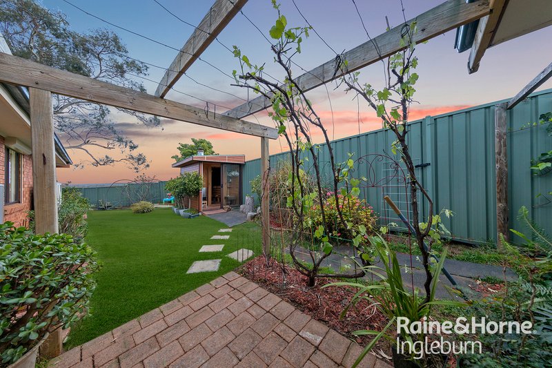 Photo - 5 Lagonda Drive, Ingleburn NSW 2565 - Image 19