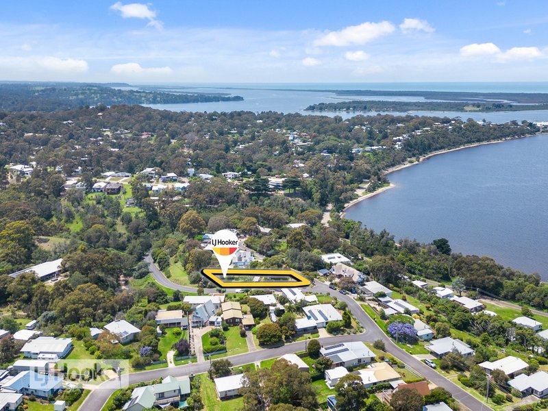 Photo - 5 Lake Grove, Metung VIC 3904 - Image 4