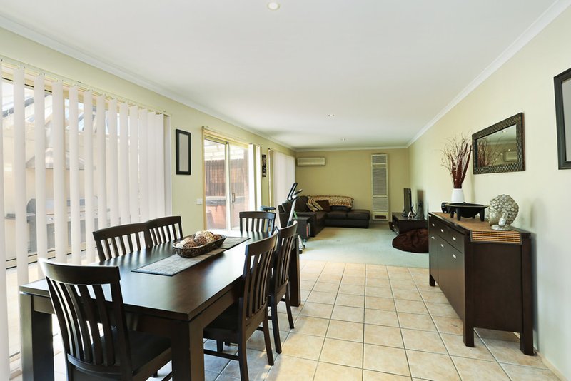 Photo - 5 Lake Road, Lara VIC 3212 - Image 3