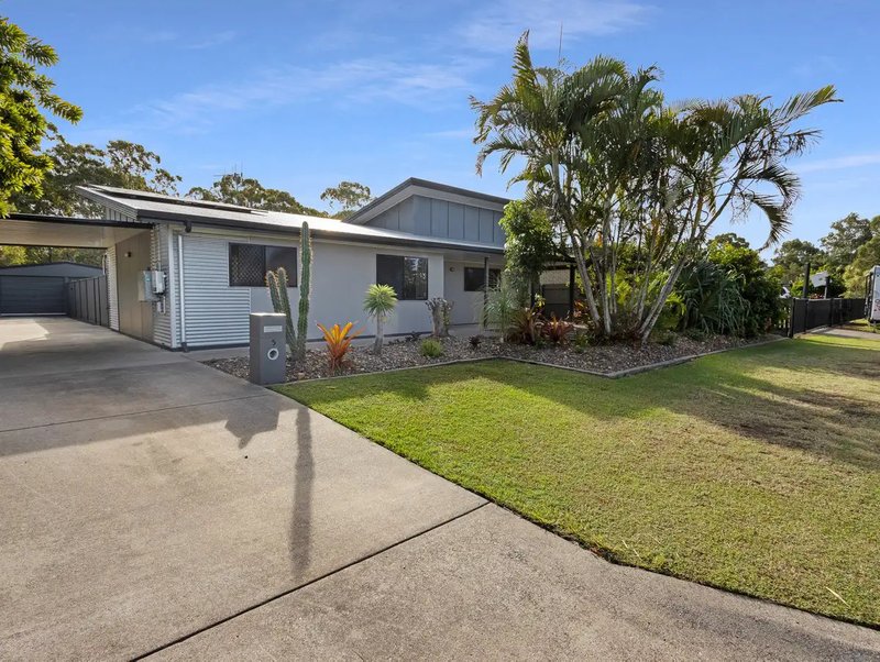 Photo - 5 Lakeside Drive, Burrum Heads QLD 4659 - Image 2