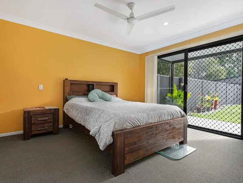Photo - 5 Lakeside Drive, Burrum Heads QLD 4659 - Image 7