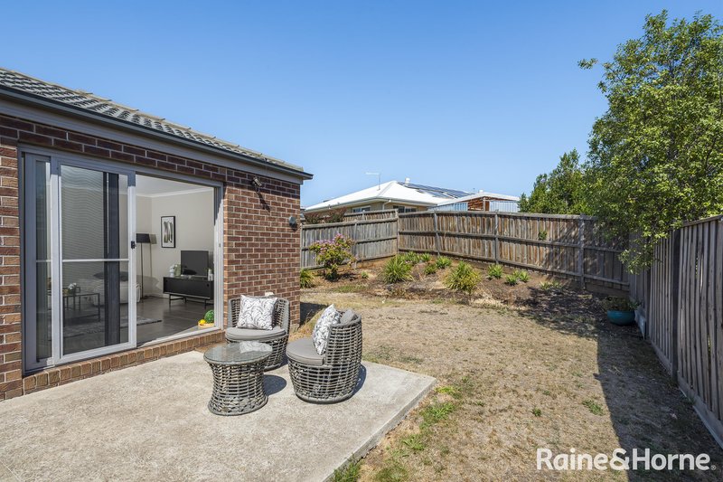 Photo - 5 Lampton Way, Sunbury VIC 3429 - Image 15