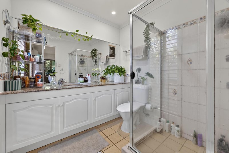 Photo - 5 Lanai Drive, Burleigh Waters QLD 4220 - Image 9