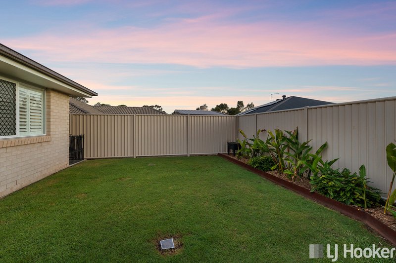 Photo - 5 Lancaster Circuit, Redland Bay QLD 4165 - Image 14