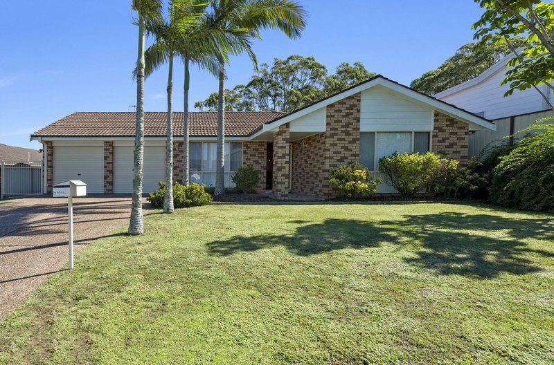 5 Lancaster Parade, Bateau Bay NSW 2261