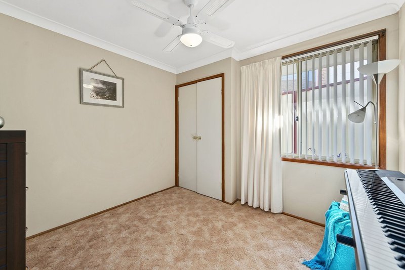 Photo - 5 Lancaster Parade, Bateau Bay NSW 2261 - Image 14