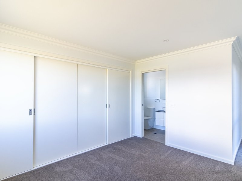 Photo - 5 Lancing Avenue, Sussex Inlet NSW 2540 - Image 5