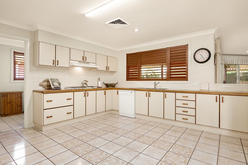 Photo - 5 Lang Street, Cessnock NSW 2325 - Image 2