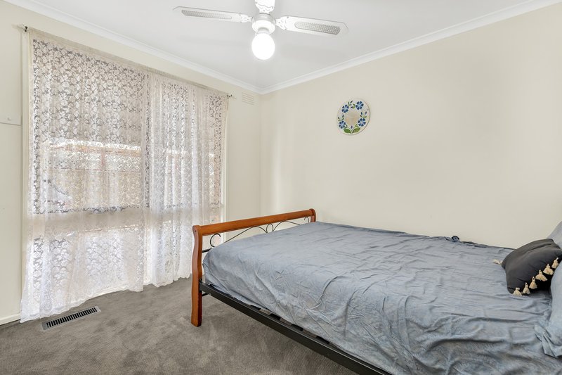 Photo - 5 Lantana Avenue, Hoppers Crossing VIC 3029 - Image 11