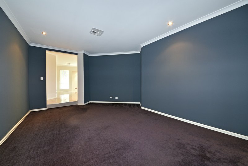 Photo - 5 Lantern Way, Clarkson WA 6030 - Image 7